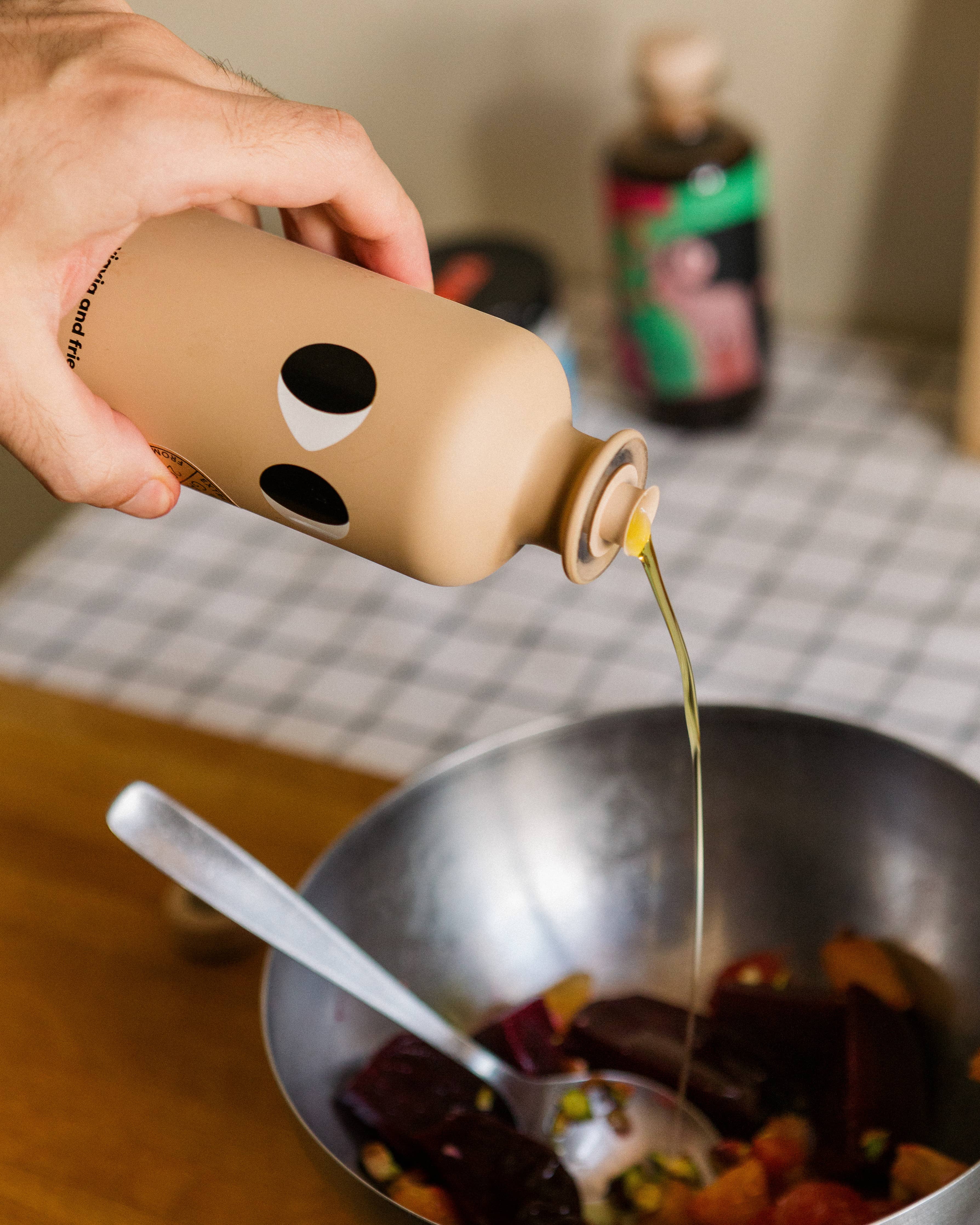 Huile d'olive extra vierge à l'ail