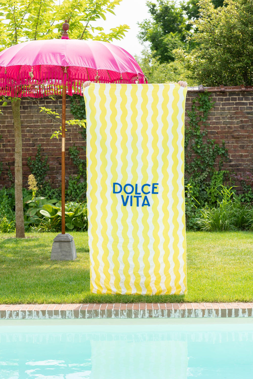 Serviettes de plage “Dolce Vita” - J-Line - déco maison Kefi Concept Store