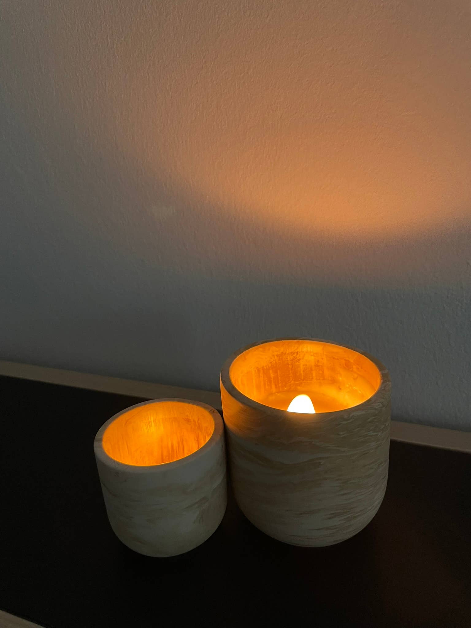 Bougie parfumée 'citron vert basilic & mandarine' en cire de soja: Grand (240g) - senteur parfumée Kefi Concept Store