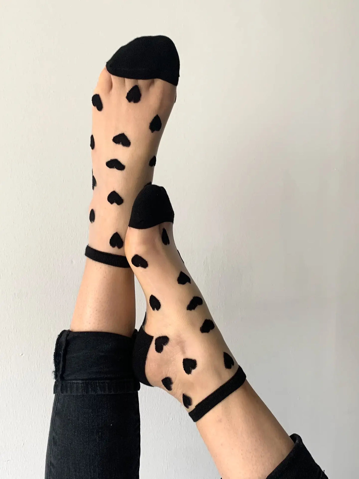 Chaussettes coeurs noir - socquettes LAURE