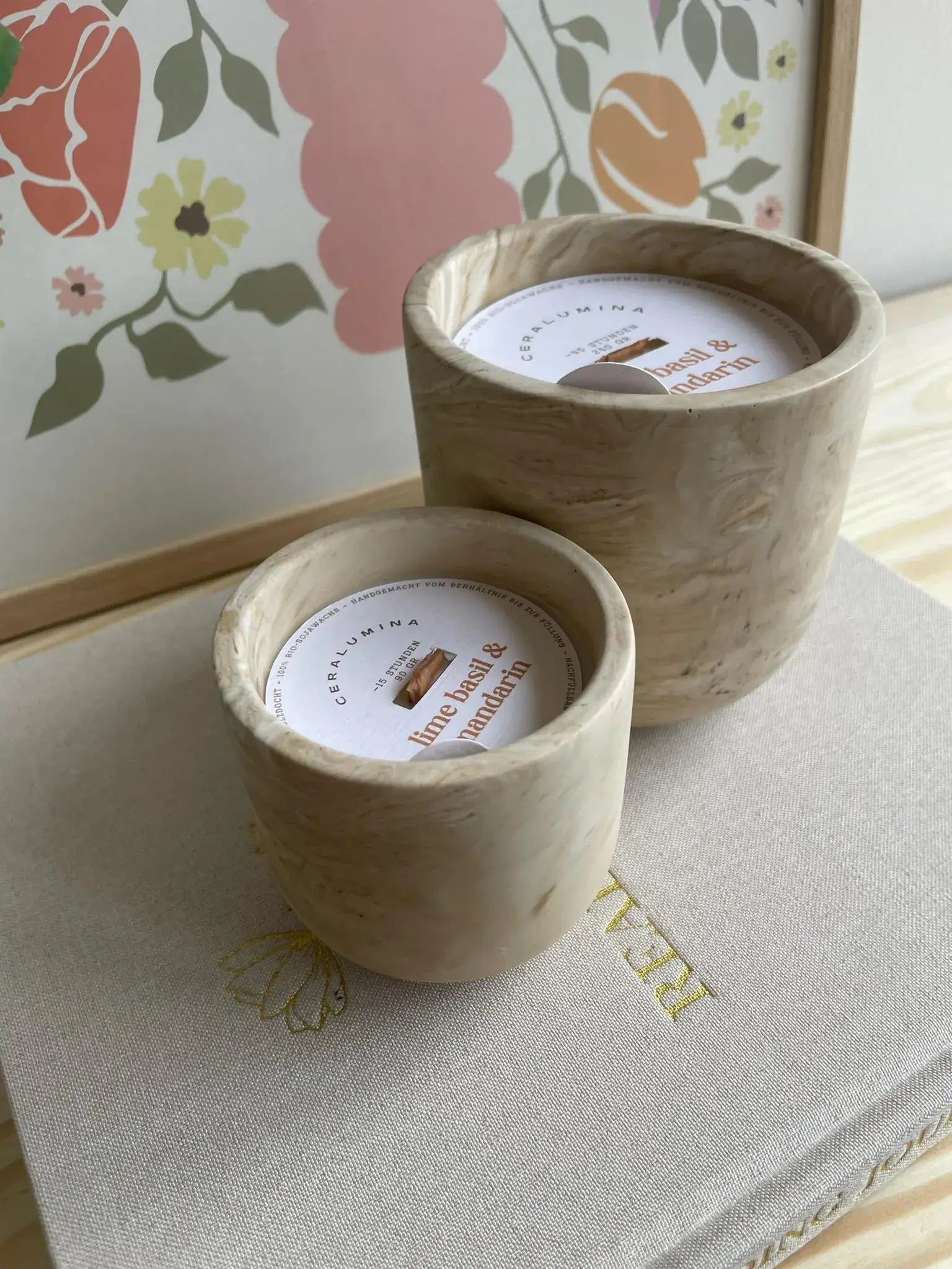 Bougie parfumée 'citron vert basilic & mandarine' en cire de soja: Grand (240g) - senteur parfumée Kefi Concept Store