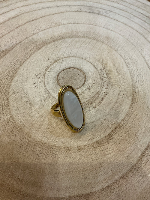 Bague dorée blanc nacré - bijou femme Kefi Concept Store