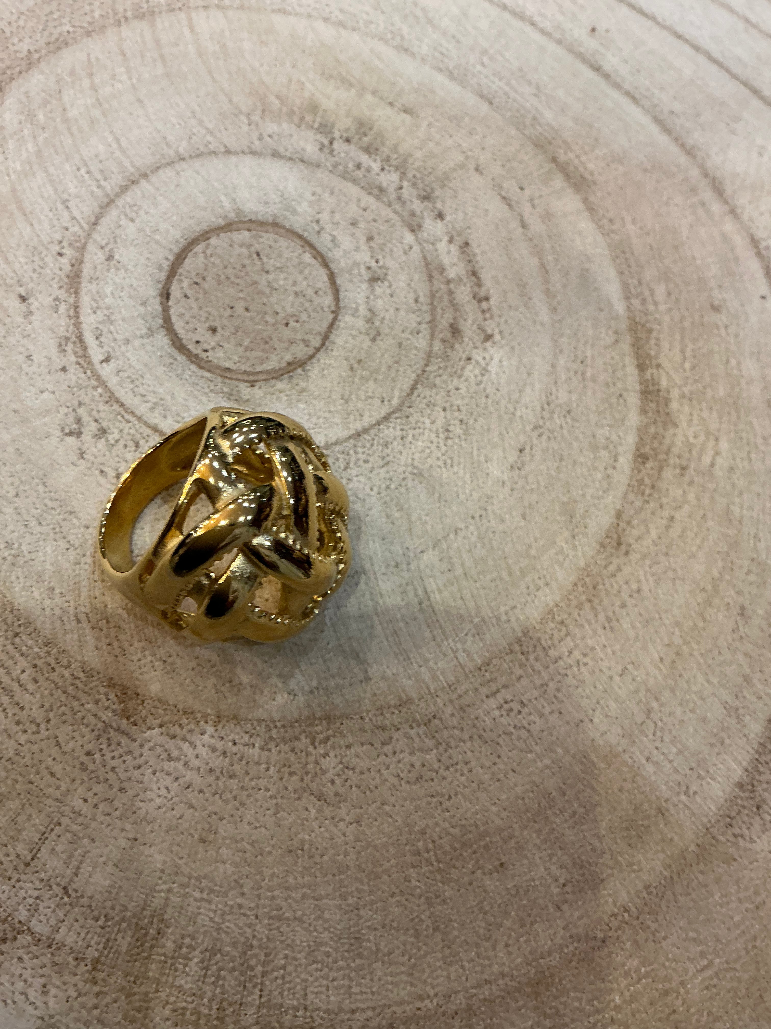 Bague tressée bombée dorée