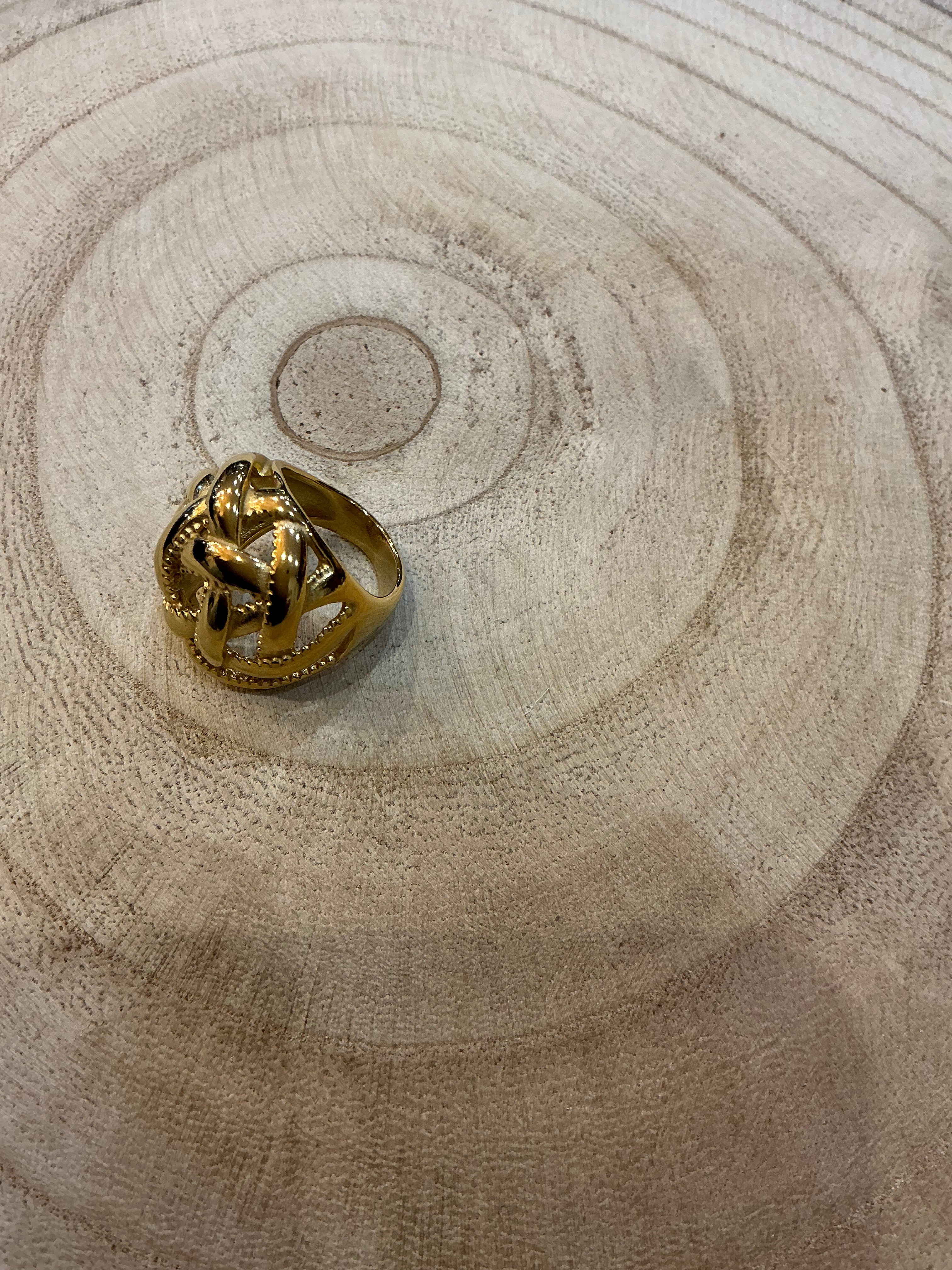 Bague tressée bombée dorée