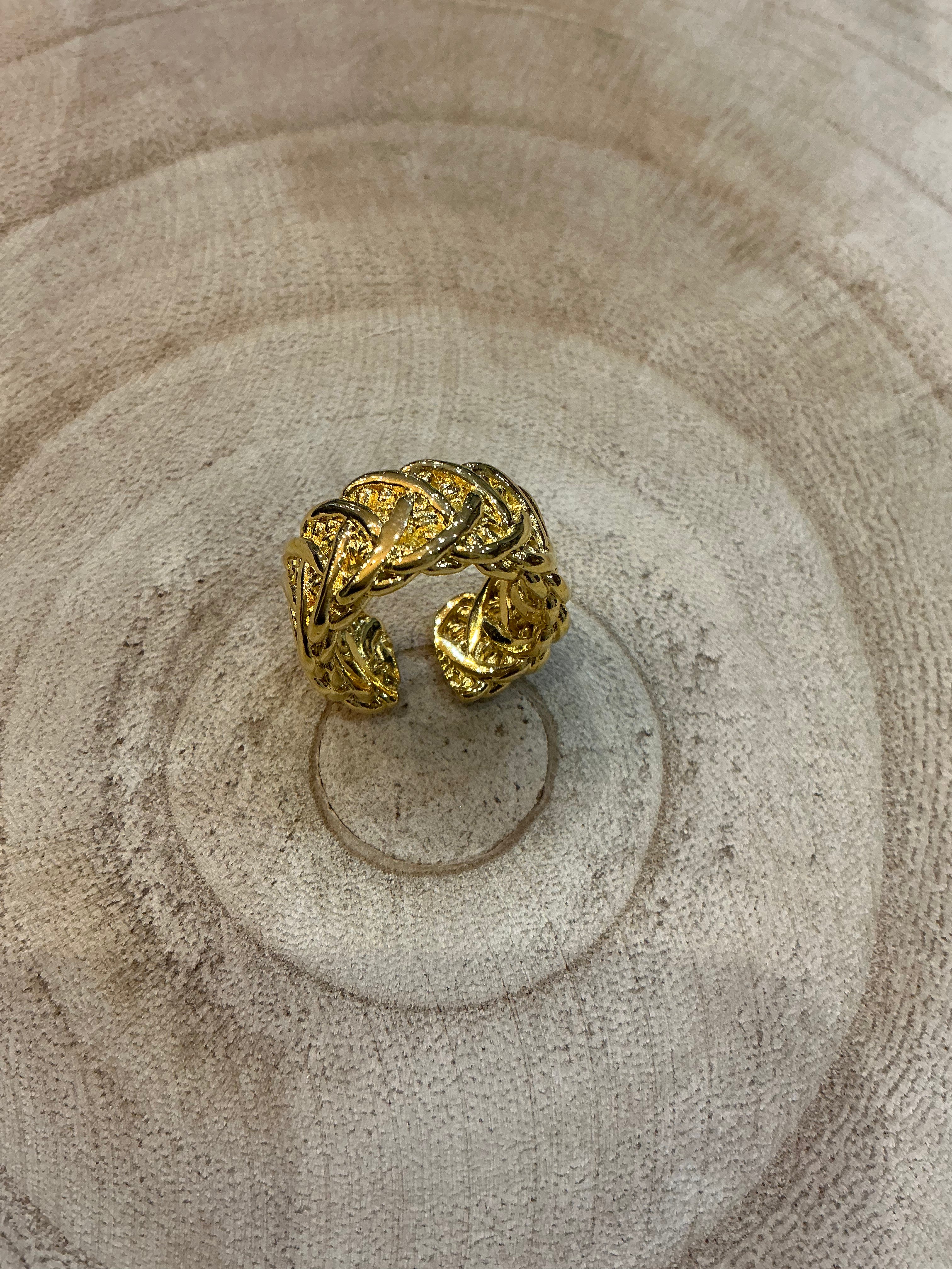 Bague tressée dorée large