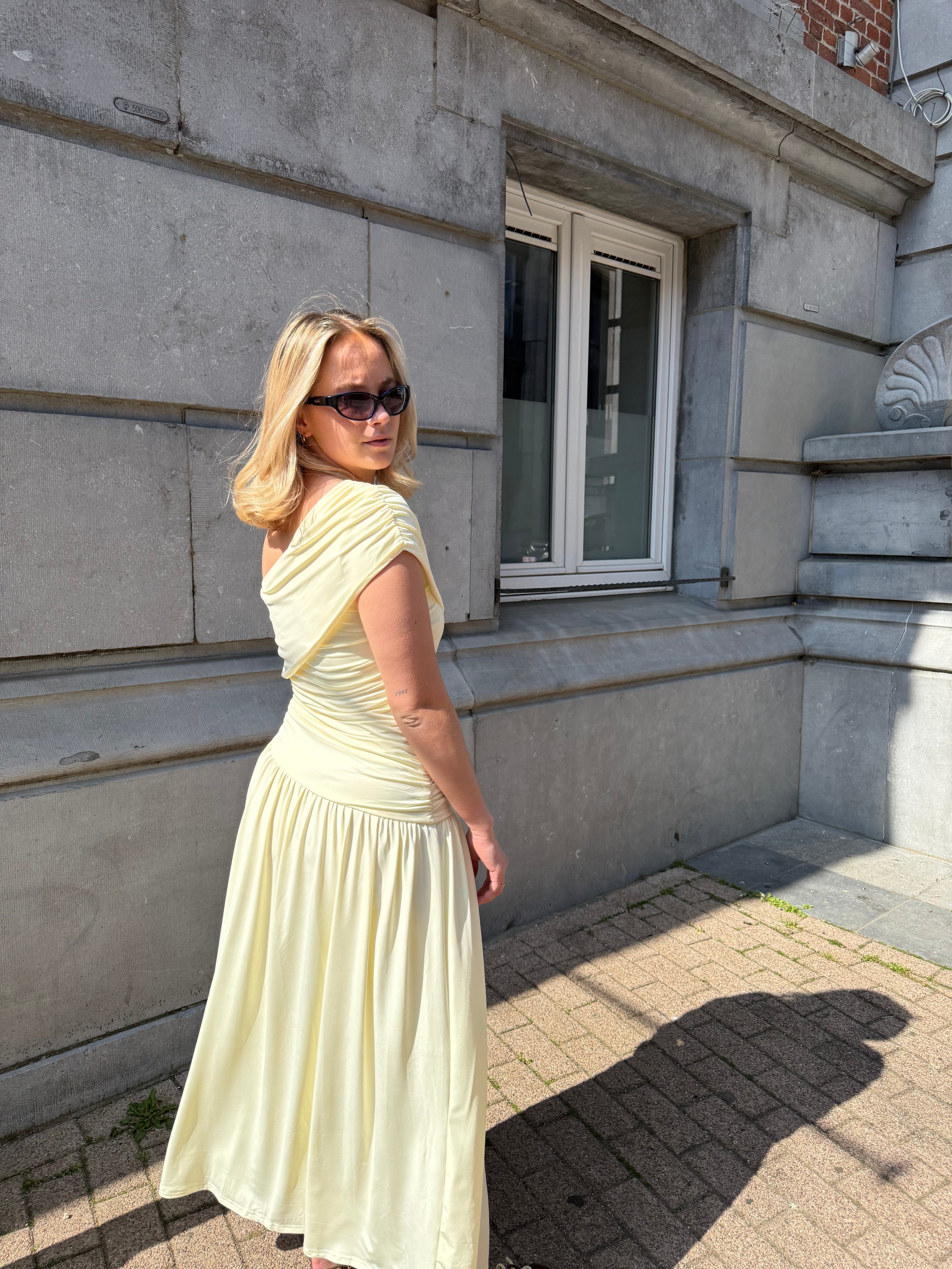 Robe Muse drapée une épaule - mode femme Kefi Concept Store