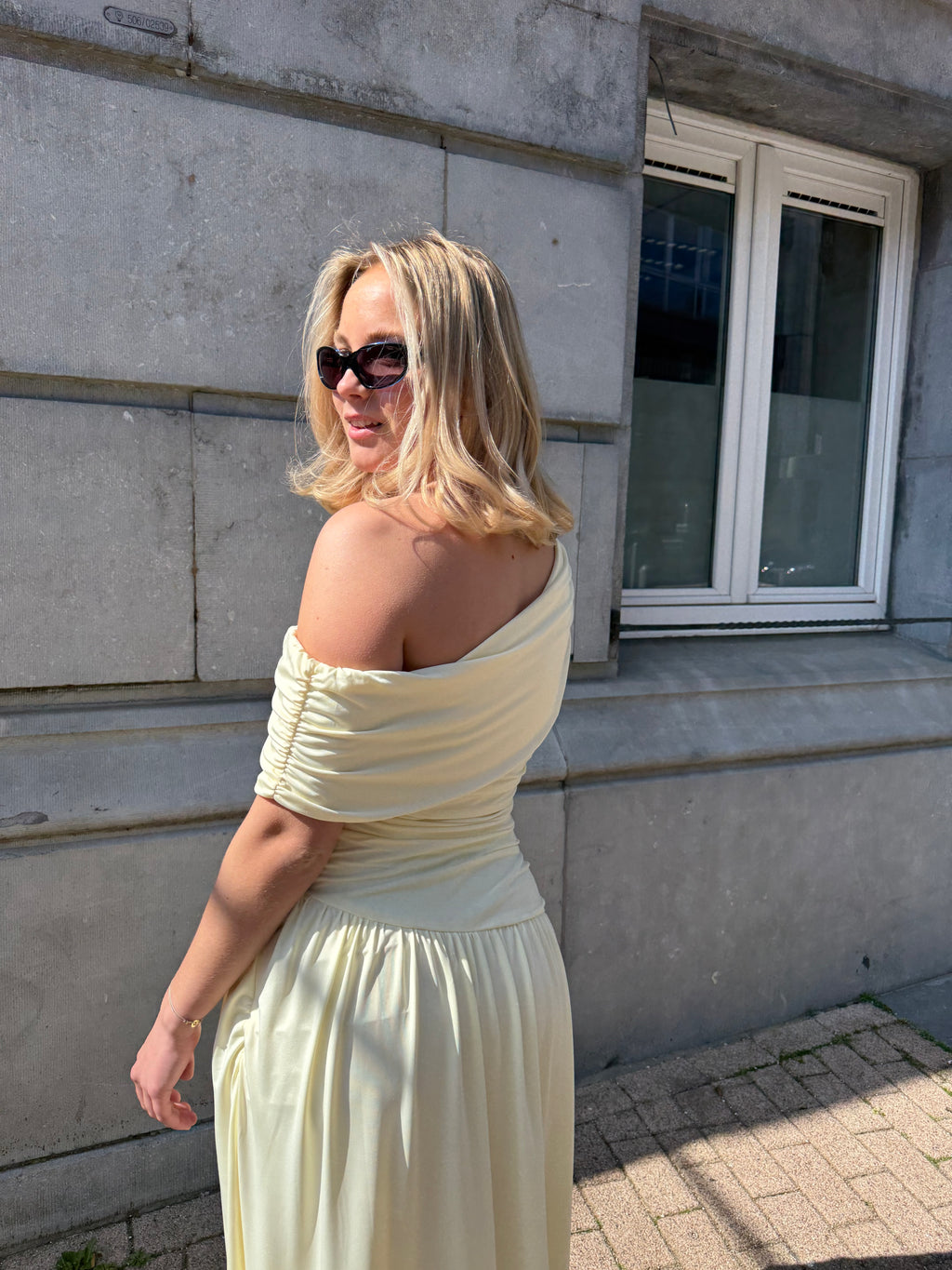 Robe Muse drapée une épaule - mode femme Kefi Concept Store