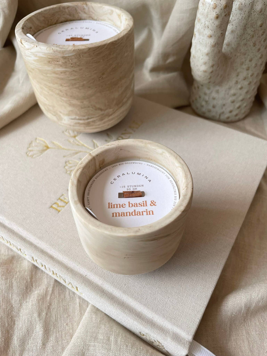 Bougie parfumée 'citron vert basilic & mandarine' en cire de soja: Grand (240g) - senteur parfumée Kefi Concept Store
