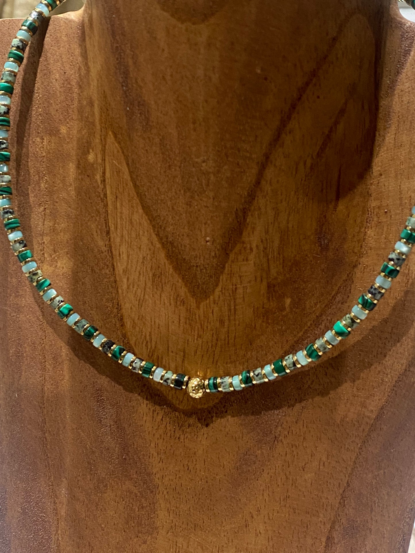 Collier  Barek perles vertes