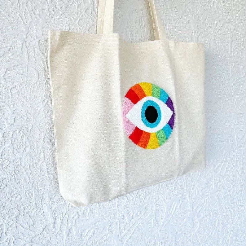 Sac tote bag Evil Eye punch - sac bio needle - accessoire tendance Kefi Concept Store