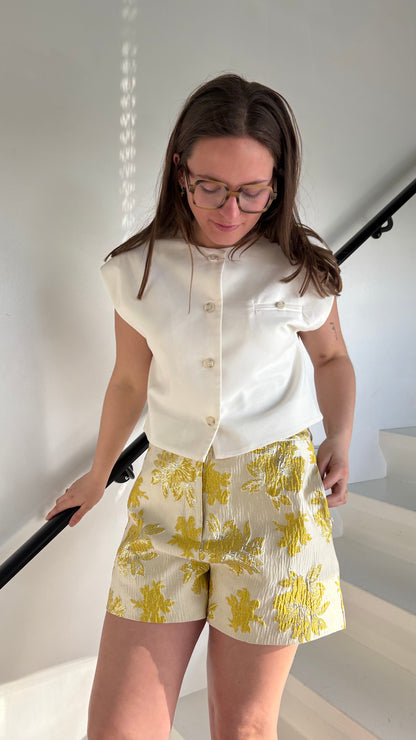 Short brocard jaune