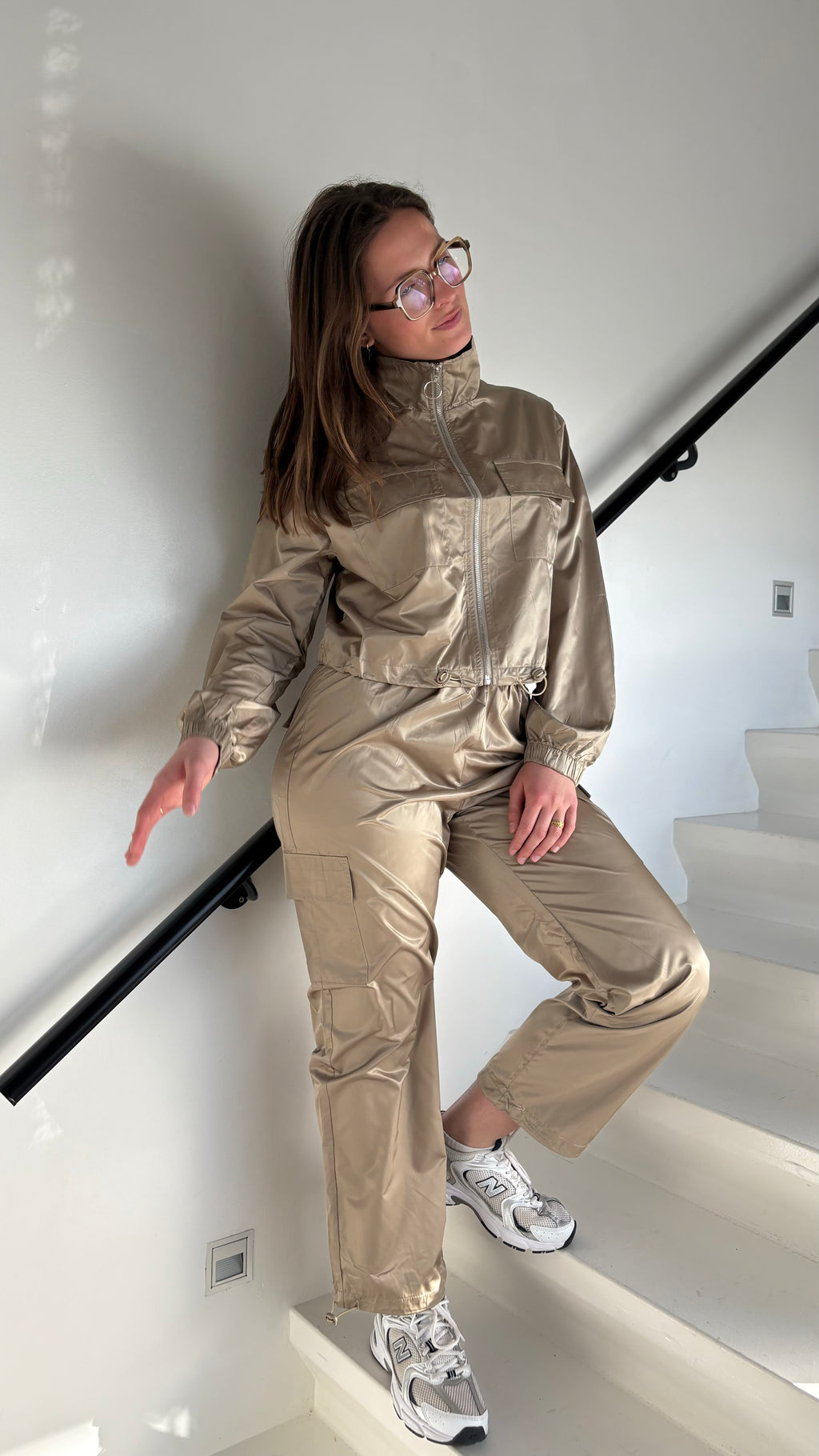 Ensemble parachute kaki